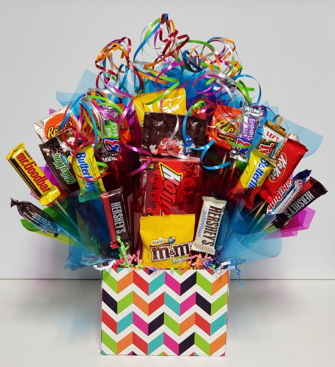 27 Medium Candy Box Bouquet